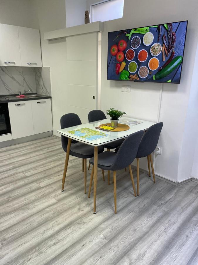 Apartment Studio Beauty In Centar Пула Экстерьер фото